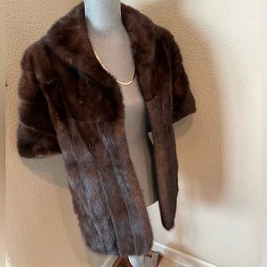 SOLD! Vintage full skin mink stole
